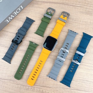 Correa de Reloj de Silicona HMJ para <span class=keywords><strong>Apple</strong></span> <span class=keywords><strong>Watch</strong></span> 9 10 11 Ultra 1 <span class=keywords><strong>2</strong></span>, Transpirable, <span class=keywords><strong>42</strong></span> 44 45 46 49 mm, Correa Deportiva con Logotipo Personalizado - Product Image 3