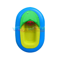 Enfants fête jouet préféré adulte enfants eau électrique commercial portable gonflable bateau tamponneur avec batterie bateau piscine
