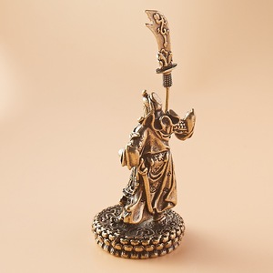 1 Pezzo Statuetta in Ottone Guan Gong per Decorazione Domestica, Ornamento da Tavolo in Rame con Lavorazione Artigianale, Simbolo di Ricchezza - Product Image 3