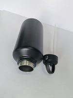 Bouteille d'eau isotherme en acier inoxydable de grande capacité (64 oz) écologique pour adultes, camping, isolation thermique de 6 à 12 heures