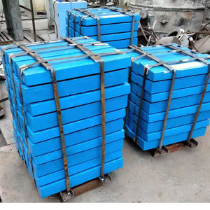 Barres <span class=keywords><strong>de</strong></span> soufflage <span class=keywords><strong>de</strong></span> broyeur secondaire en acier à haute teneur en manganèse utilisées pour la mise en forme finale dans <span class=keywords><strong>le</strong></span> forgeage des mines <span class=keywords><strong>de</strong></span> minerai et <span class=keywords><strong>de</strong></span> charbon ou <span class=keywords><strong>le</strong></span> traitement <span class=keywords><strong>de</strong></span> moulage - Product Image 2