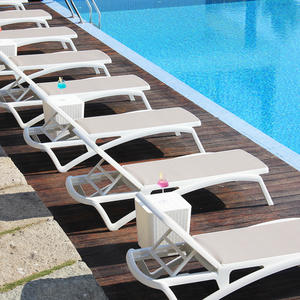 Lettini Prendisole da Spiaggia e Patio in Plastica con Telaio Nero per Piscina Arredo da Esterno - Product Image 3