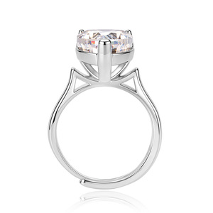 Bague de Fiançailles Solitaire en Cuivre Plaqué Rhodium avec Zircon Coloré Taillé en Cœur 10*10mm pour Femmes – Vente en Gros Usine pour Fêtes - Product Image 5