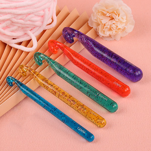 Ganchos de Crochet de Plástico Transparente, 12, 15, <span class=keywords><strong>18</strong></span>, 20, 25 mm, Coloridos, Herramienta para Tejer y Hacer Hilados, Venta al Por Mayor - Product Image 1