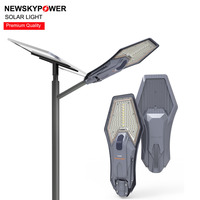 Nouveau réverbère mené solaire de la série X1 IP66 500W 5600LM 6500K lumière extérieure solaire à LED haute luminosité avec une grande capacité de batterie