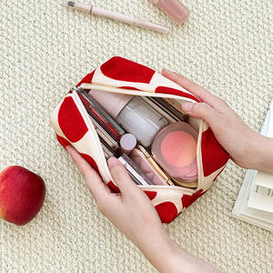 Borsa cosmetica di alta qualità in velluto a coste moda <span class=keywords><strong>amore</strong></span> Make up borsa di stoccaggio portatile da viaggio rossetto articoli da toeletta borsa per ragazza - Product Image 2