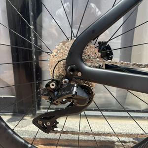 Vélo de route en carbone KOZO Aero 2x12 vitesses 105 R7170 T800, frein à disque hydraulique, certification CE, vélo super léger - Product Image 3