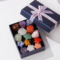 Coffret Cadeau de Cristaux Naturels de Madagascar avec Pierres Colorées et Spécimens de Minerais en Forme de Prisme Hexagonal - Vente en Gros