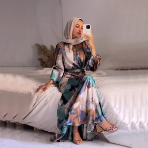 2024 Latest Wholesale Dubai Modest Muslim Fashion Elegant Long Maxi Oil Painting Printed Dress Abaya For Muslim Women Abaya