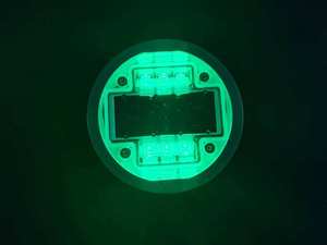 2025 năng lượng mặt trời đường Stud IP68 không thấm nước chống Báo Chí dẫn ánh sáng mắt mèo cho đường cao tốc an toàn giao thông đường bộ - Product Image 3