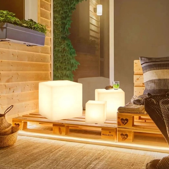 Modern LED Cube Night Light with Remote Control Dimmable Customizable Logo for Restaurant Use