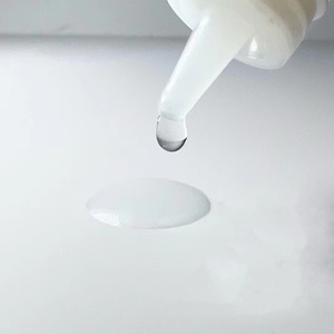 Nuevo Producto de Marca Privada, Pegamento para Pestañas con Luz LED UV Morada, Secado Rápido, Resistente al Agua, Adhesivo Fuerte para Extensión de Pestañas, Venta al por Mayor - Product Image 2