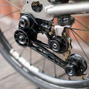 Tendeur de chaîne de vélo pliable en alliage d'aluminium aéronautique, guide 10T, réglage de la vitesse du dérailleur pour vélos pliants Brompton - Product Image 2