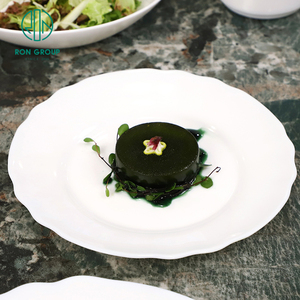 <span class=keywords><strong>Assiette</strong></span> de service personnalisée en céramique blanche en forme de fleur de <span class=keywords><strong>24</strong></span> <span class=keywords><strong>cm</strong></span> pour salade, steak, dessert, dîner, traiteur, mariage, restaurant, couverts - Product Image 2