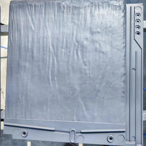 Tuiles de <span class=keywords><strong>toiture</strong></span> en PVC noir <span class=keywords><strong>ardoise</strong></span> naturelle imperméable au design moderne, éclairage élégant pour villas élégantes - Product Image 2