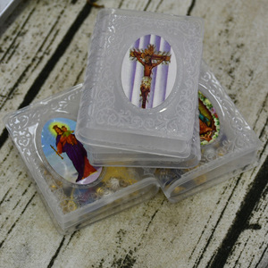 Boîte à livres avec jésus christ, chapelet en plastique personnalisé avec impression aléatoire - Product Image 4