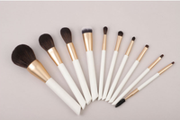Ensemble de 10 pinceaux de maquillage de luxe blancs à manche en bois Ms.miau avec poils synthétiques doux et vegan pour le visage et le correcteur
