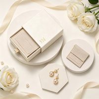 Boîte à bijoux écologique de haute qualité personnalisée avec sac cadeau pour colliers, boucles d'oreilles, bagues et autres accessoires