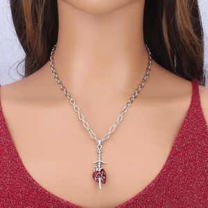 Collar con Colgante de Cruz Invertida, Estilo Punk Hip-hop, Tendencia de Halloween, Collares Góticos con Cuerno de Demonio, Corazón, Calavera y Espada, Joyería - Product Image 3