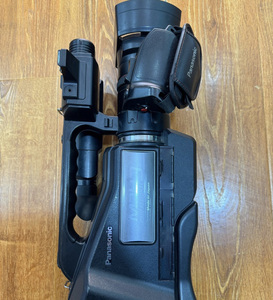 Système de vidéoconférence Panasonic AG-MDH3 90 % neuf, caméscope numérique professionnel HD 1080P avec <span class=keywords><strong>zoom</strong></span> optique 20x pour usage en conférence - Product Image 6