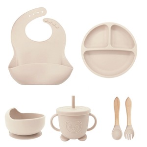 6 pièces/ensemble bébé alimentation <span class=keywords><strong>manger</strong></span> fournitures Silicone aspiration divisé assiette bébé bavoirs ventouse bol/bébé vaisselle ensemble pour tout-petit - Product Image 1