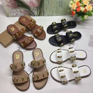 Zapatos Casuales de Mujer, <span class=keywords><strong>Sandalias</strong></span> de Moda con Decoración Metálica, Pantuflas Planas para Mujer, <span class=keywords><strong>Sandalias</strong></span> Modernas para Mujer - Product Image 3