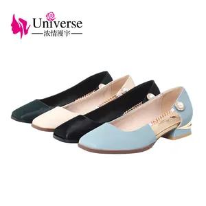 Univers M033 décoration dorée faite à la main vente en gros talons bas nouvel arrivage 2022 chaussures en cuir véritable pour femmes