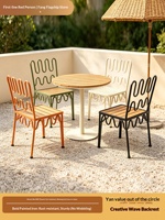 Tables et chaises d'extérieur en fer forgé pour cafés et salons de thé ; Chaise ondulée design ; Chaise de loisirs pour balcon et cour - imperméable