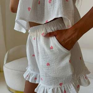 Ensemble de pyjama en coton personnalisé pour femmes, haut à manches courtes et short, doux, respirant, confortable, vêtements de détente printemps-été - Product Image 2