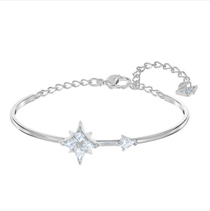 <span class=keywords><strong>Pulsera</strong></span> de Perlas y Diamantes de Alta Calidad para Mujer, <span class=keywords><strong>Brazalete</strong></span> Clásico con Diseño de Corazón Palpitante y Cubo de Azúcar para Celebración de Aniversario con Empaque - Product Image 4