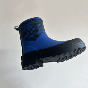 Botas de Lluvia Antideslizantes de Goma para Niños, Productos para la Temporada de Lluvia, Botas de Silicona Modernas y Sencillas para Niños, Calzado Infantil para Jardín - Product Image 3