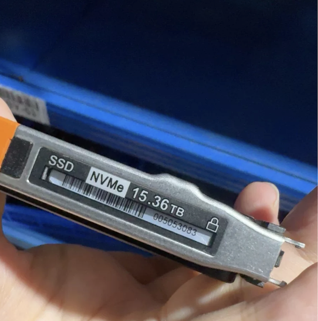 For PowerStore 15.36TB NVMe SSD 005053082 005053083 005052925 005052926 005053708 SSD 118000743 PM1723b 005052700 SSD