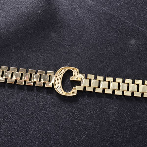 Collar con Colgante de Inicial, Joyería Minimalista, Accesorios de Moda, Tendencia de Moda - Product Image 4