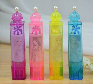 Borrador de lápiz labial de goma estilo oficina más popular, entrega rápida para niños y niñas, borradores bonitos para niños - Product Image 3