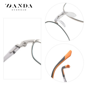 แว่นตาป้องกันแสงสีฟ้า Danda Eyewear รุ่น TJ843 ทรงสี่เหลี่ยมเต็มกรอบ เลนส์ PC สำหรับทุกเพศ - Product Image 3