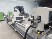 Sierra Ingletadora de Doble Cabezal de Alta Precisión CNC para Perfiles de Aluminio, 45 y 90 Grados, para Fabricación de Puertas y Ventanas
