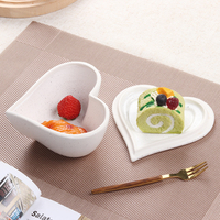 Plats de service en céramique en forme de cœur blanc au design moderne et unique