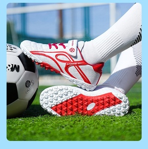 <span class=keywords><strong>Botas</strong></span> de fútbol de entrenamiento deportivo para niños de alta calidad al por mayor zapatillas de fútbol escolares resistentes y antideslizantes para niños deporte - Product Image 4