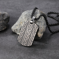 Collier pour homme avec pendentif militaire vintage en acier inoxydable brossé effet bande de roue de pneu, chaîne noire, cadeau de bijoux pour homme