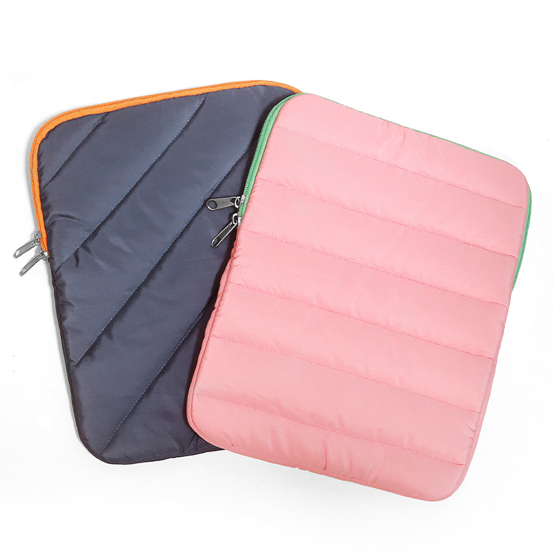 2025 Quilted Nylon Laptop Sleeve Case and Tablet Pouch Bag Cover for iPad Notebook Tablet Notebook Bag