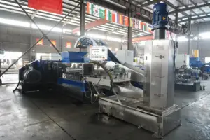 Machine de fabrication de granulés haute élasticité TPR EVA TPE composé plastique granulés extrudeuse