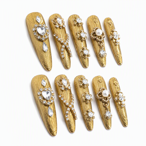 เล็บปลอมทรงอัลมอนด์แบบเต็มเล็บ ประดับเพชรและมุก ทำมือ พร้อมกาวติด - Product Image 4