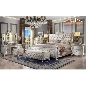 Longhao Luxury French Style Bedroom Furniture Set Antique Golden Framed Crown Bed Upholstered with Cream White Tufted
