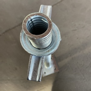 ジャックベース重量足場