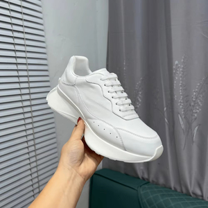 รองเท้า Alexander Unisex หนังแท้ทั้งคู่ พื้นหนา ทรงเตี้ย Mc. รองเท้าผ้าใบแบบผูกเชือก สไตล์ลำลอง สำหรับสาวสายสตรีททุกวัน - Product Image 1