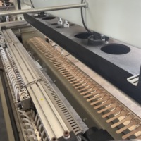 Machine automatique de fabrication de couverts en bois, ligne de production de cuillères et fourchettes jetables en bois pour usine de vaisselle