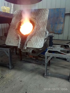 Horno de inducción eléctrico nuevo y usado para derretir rasguños de acero de hierro para fundición - Product Image 2