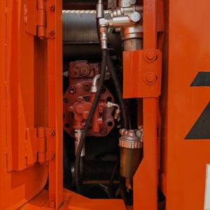 Excavadora Usada Hitachi ZX135US de 13.5 Toneladas, Original de Japón, con Motor Isuzu 4JJ1, en Oferta - Product Image 4