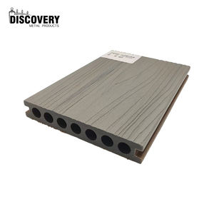 Panneaux de terrasse en WPC à grain de <span class=keywords><strong>bois</strong></span> naturel lisse <span class=keywords><strong>et</strong></span> moderne en co-extrusion en gros, interverrouillage, résistant à l'eau, pour l'extérieur - Product Image 2