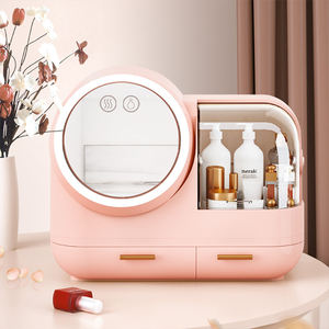علبة منظم مستحضرات التجميل Rmier مع مرآة بإضاءة ليد مع مروحة وشحن USB - Product Image 3